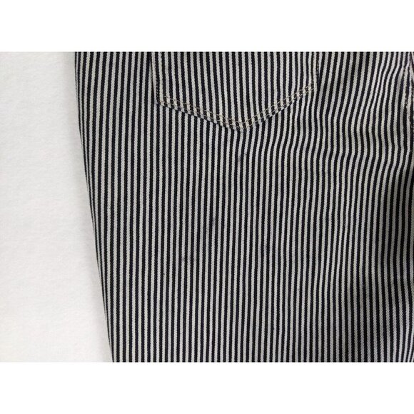 St. John's Bay Women's Jeans Size 8P Blue & White Striped Denim Capri - Picture 12 of 14
